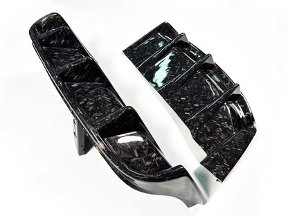 Rear diffuser for Mustang Mach-E made of high-quality wet carbon fiber with aerodynamic design