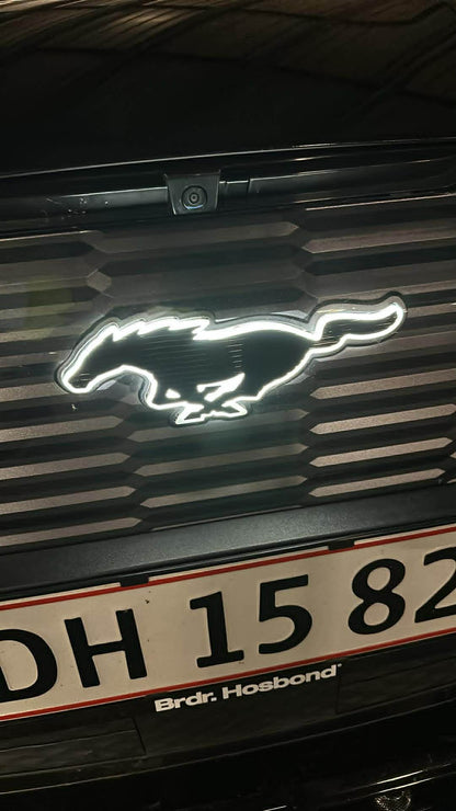 FRONT LIGHT‑UP PONY