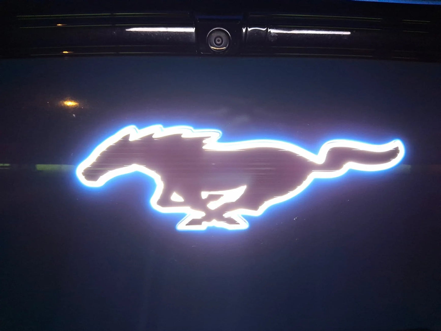 FRONT LIGHT‑UP PONY