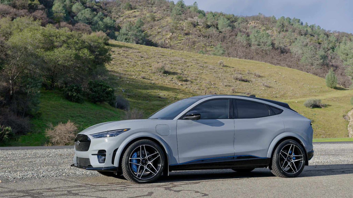 NEW: WIDER FENDER FLARES